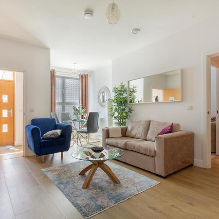 1 Bed Apartment - Redhill Central, Surrey, Gatwick #3 外观 照片